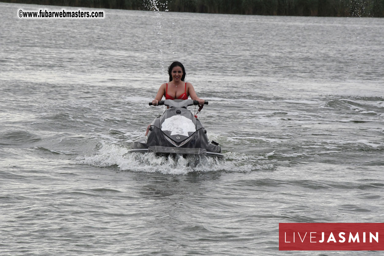 LiveJasmin Watersports