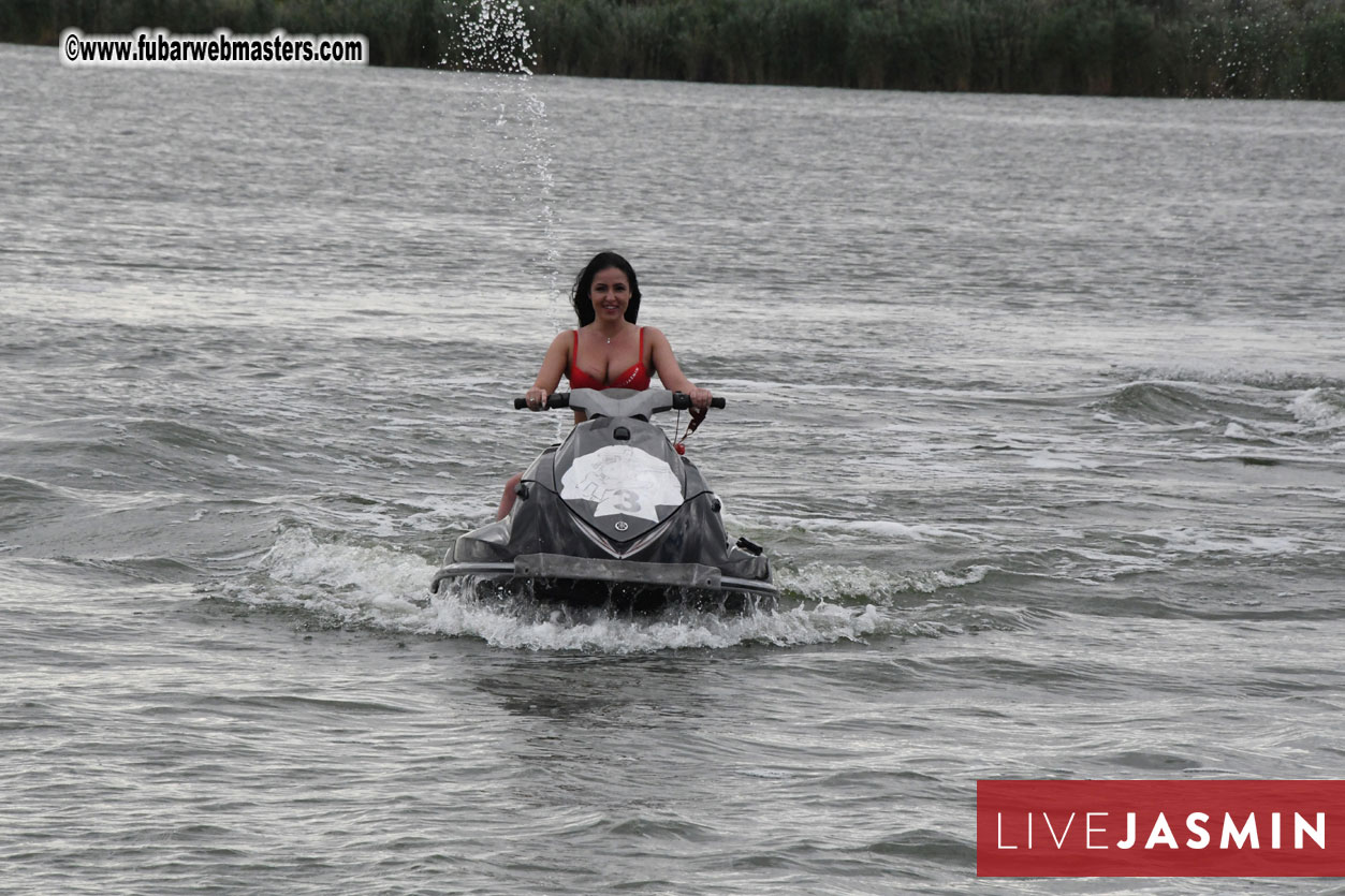 LiveJasmin Watersports