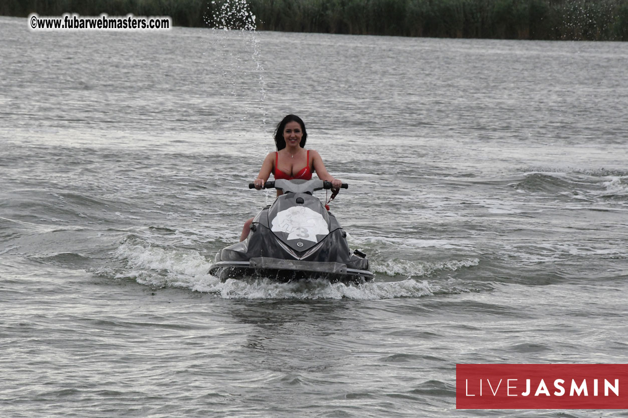 LiveJasmin Watersports