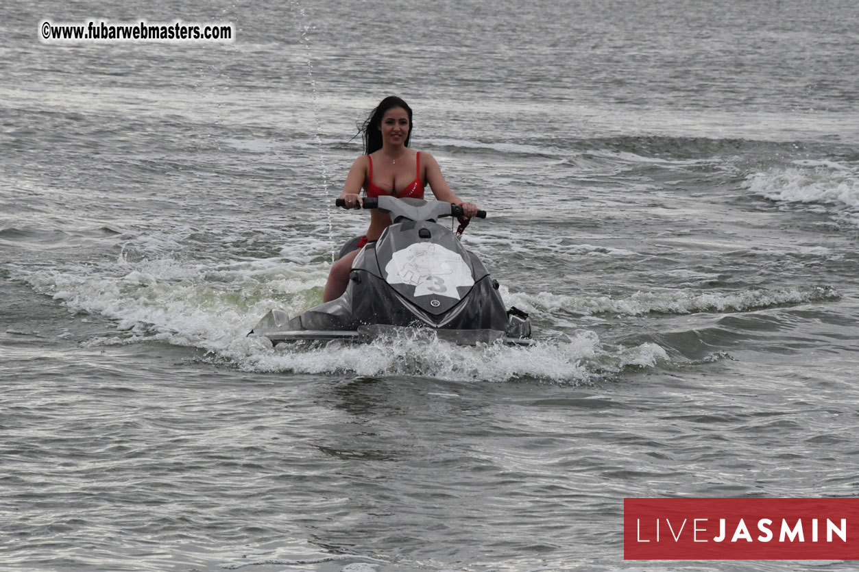 LiveJasmin Watersports