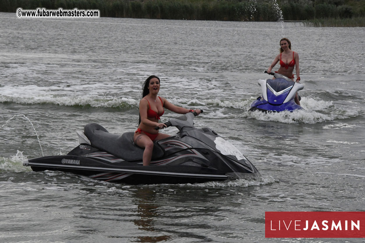 LiveJasmin Watersports