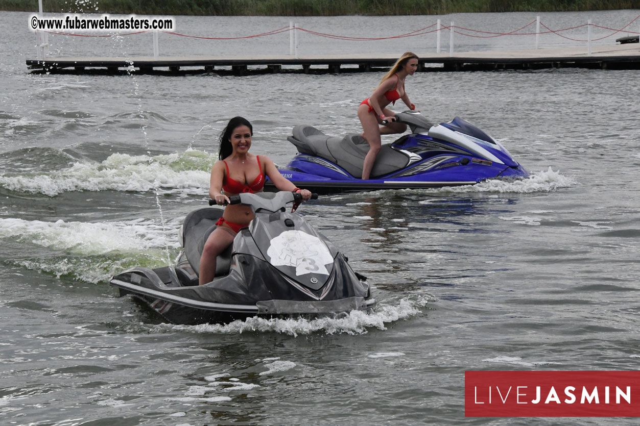 LiveJasmin Watersports