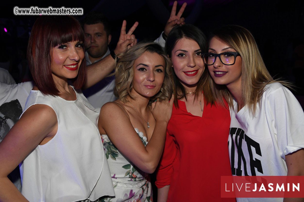 FreeWebCams White Party @ Bellagio Club