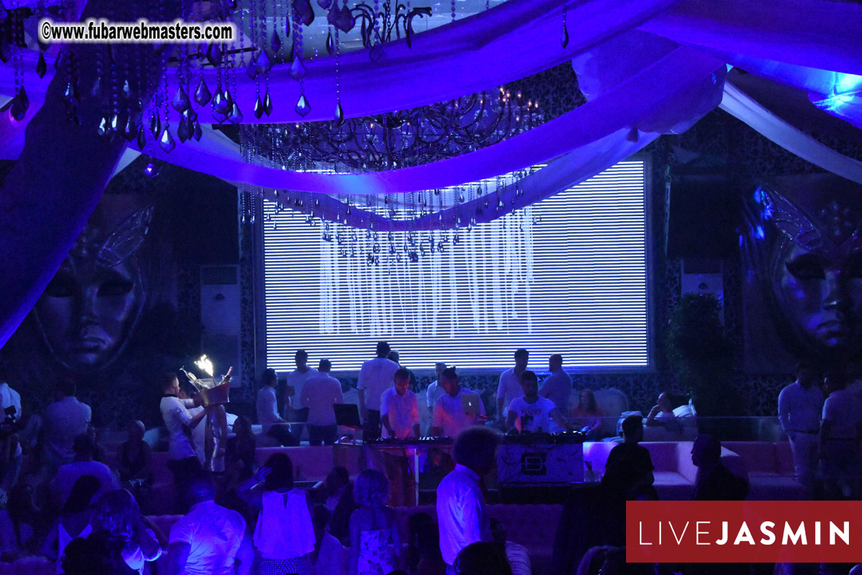 FreeWebCams White Party @ Bellagio Club