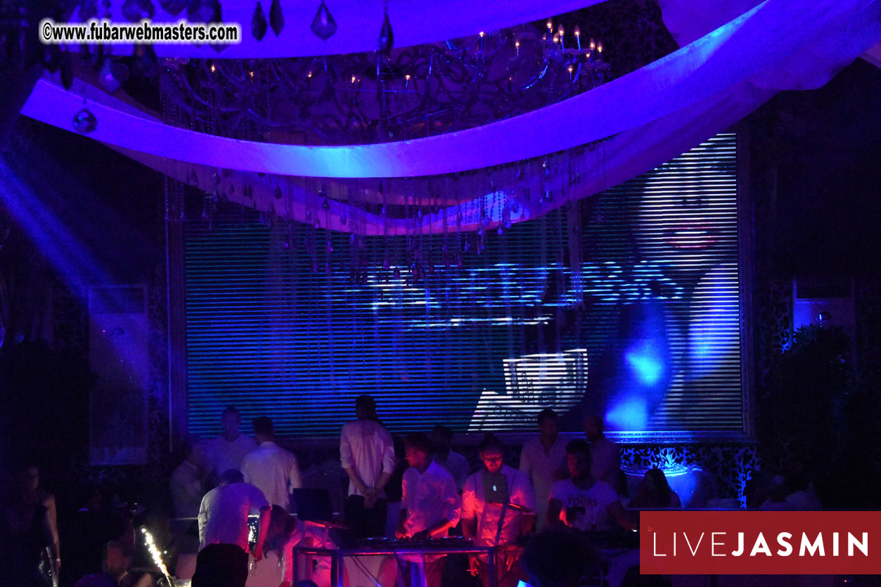 FreeWebCams White Party @ Bellagio Club