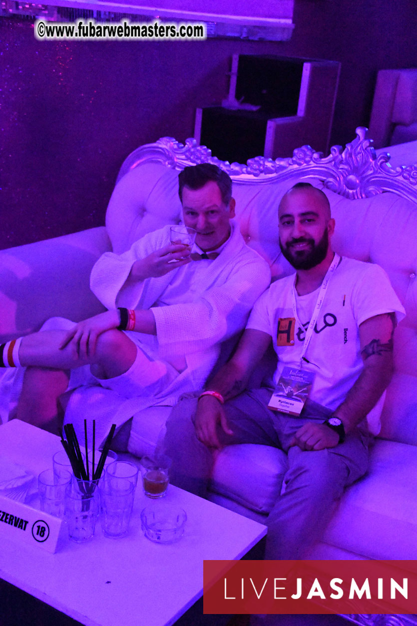 FreeWebCams White Party @ Bellagio Club