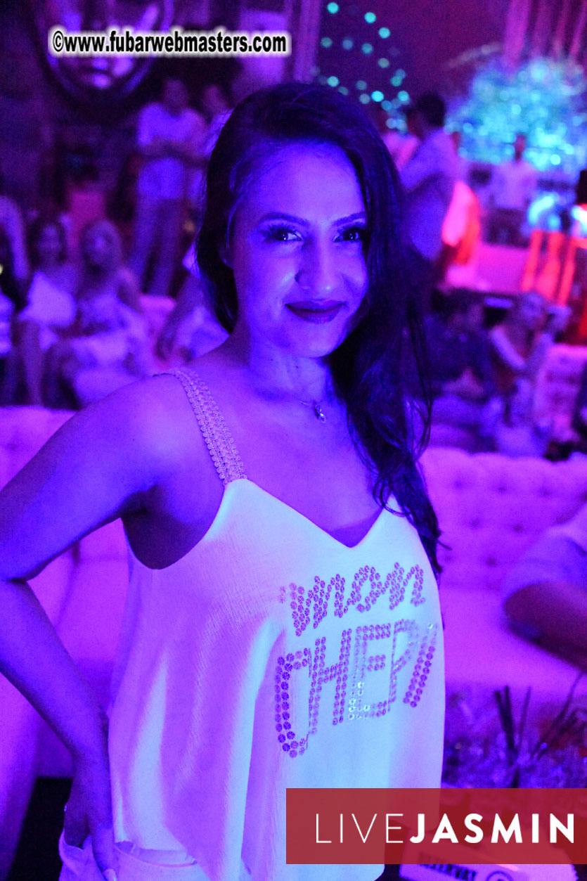 FreeWebCams White Party @ Bellagio Club