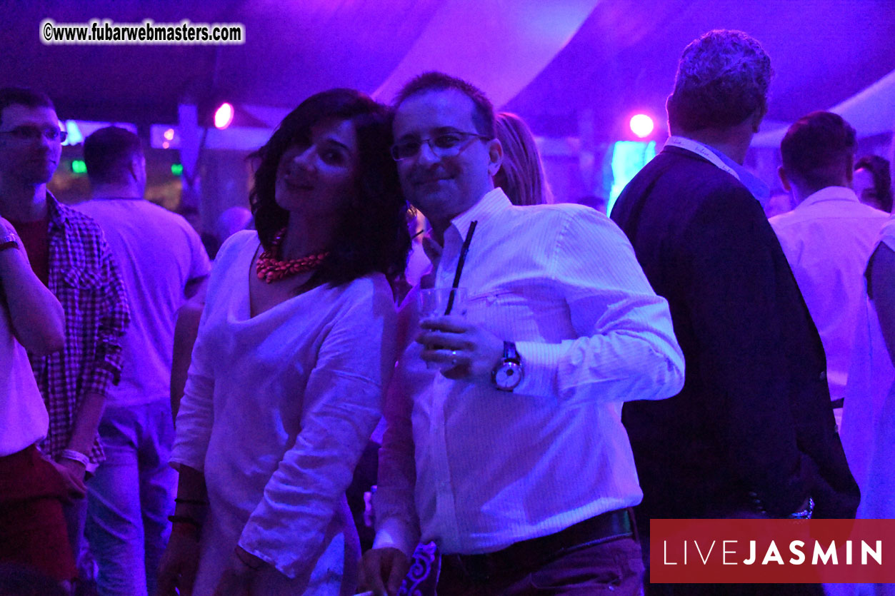 FreeWebCams White Party @ Bellagio Club