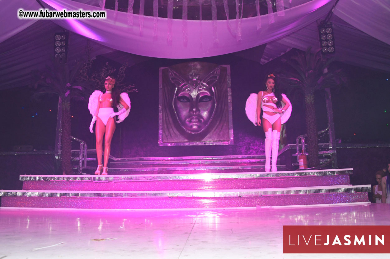 FreeWebCams White Party @ Bellagio Club