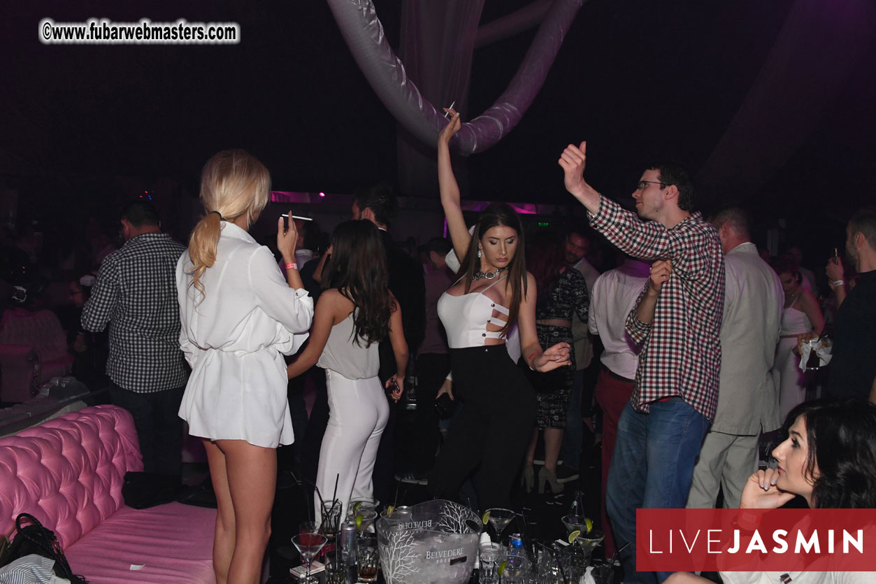 FreeWebCams White Party @ Bellagio Club