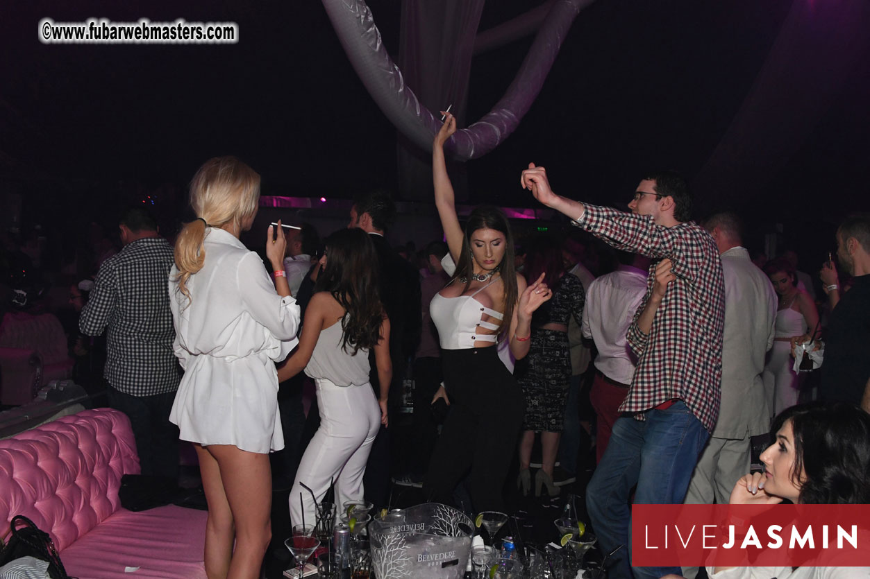 FreeWebCams White Party @ Bellagio Club