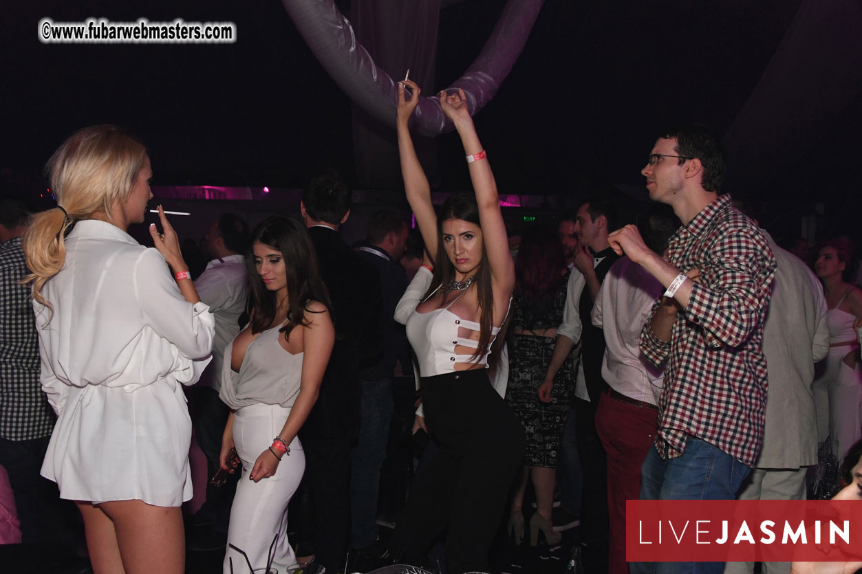 FreeWebCams White Party @ Bellagio Club