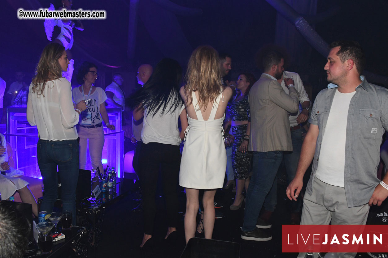 FreeWebCams White Party @ Bellagio Club