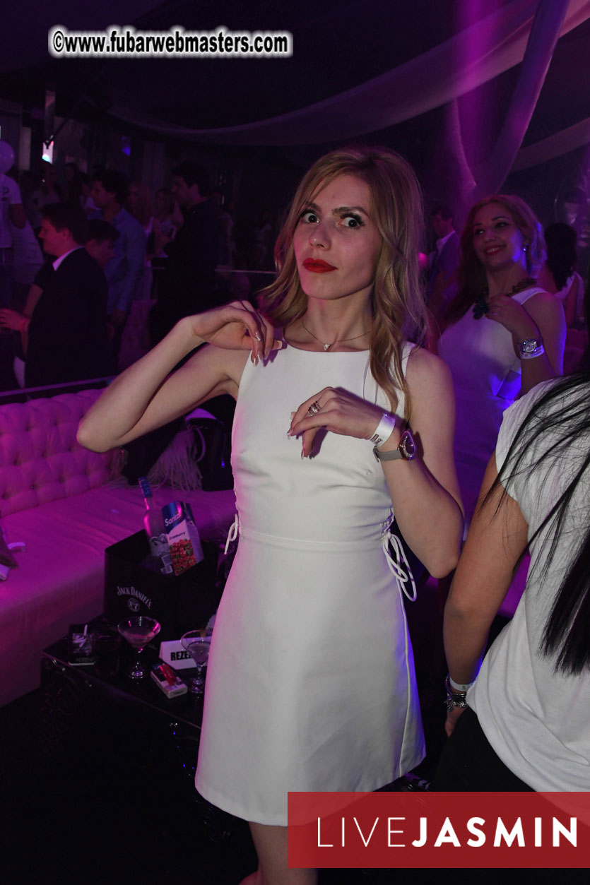 FreeWebCams White Party @ Bellagio Club