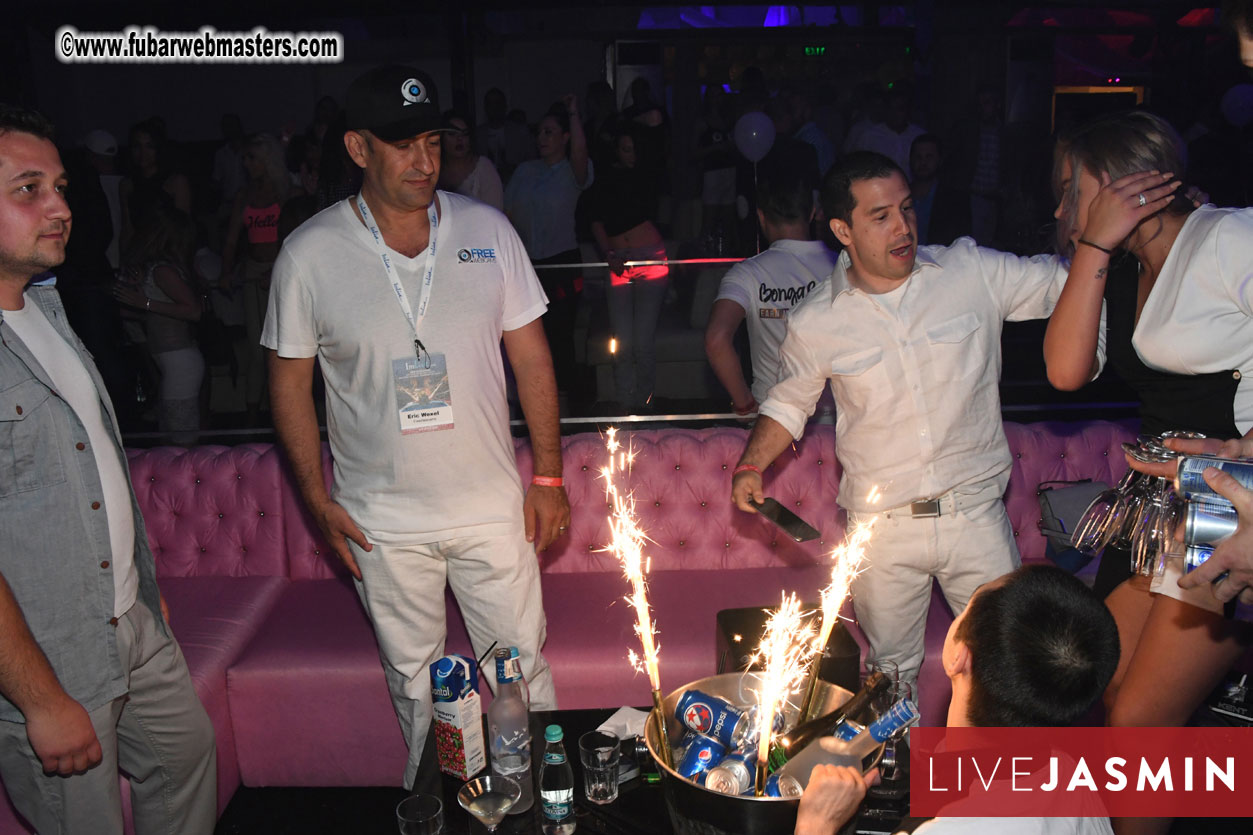 FreeWebCams White Party @ Bellagio Club