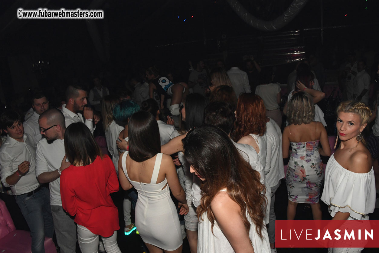 FreeWebCams White Party @ Bellagio Club