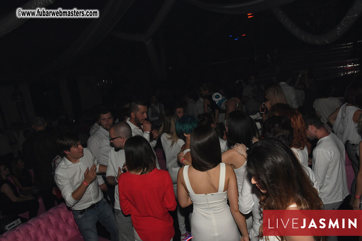 FreeWebCams White Party @ Bellagio Club