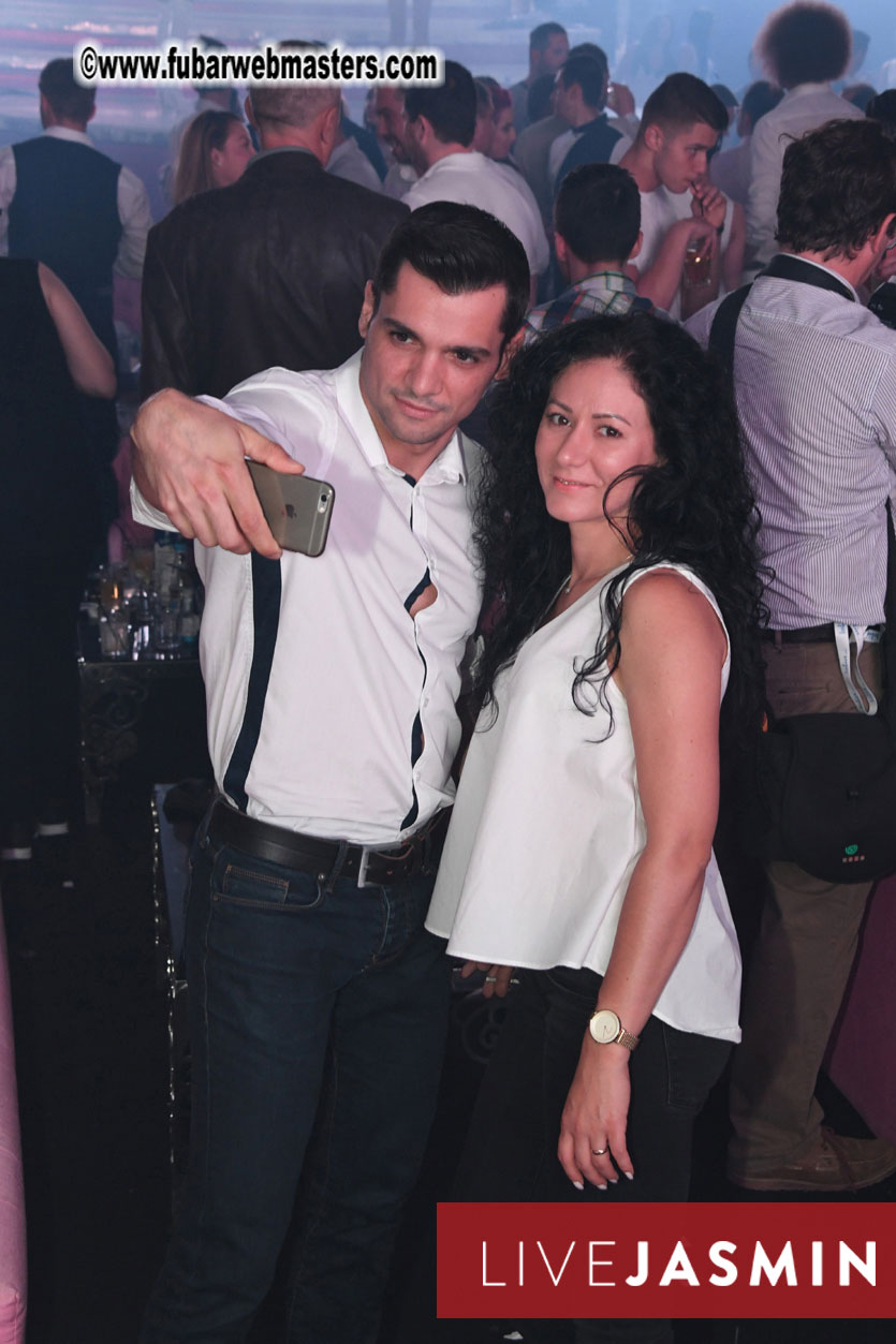 FreeWebCams White Party @ Bellagio Club