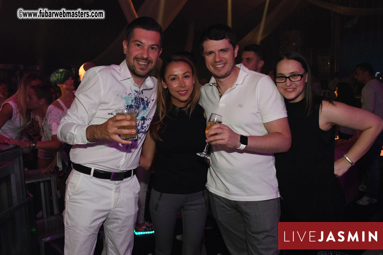 FreeWebCams White Party @ Bellagio Club