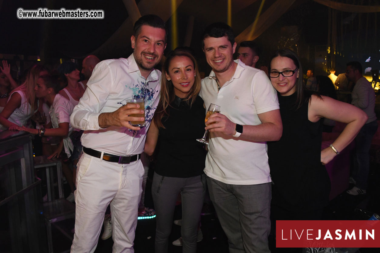 FreeWebCams White Party @ Bellagio Club