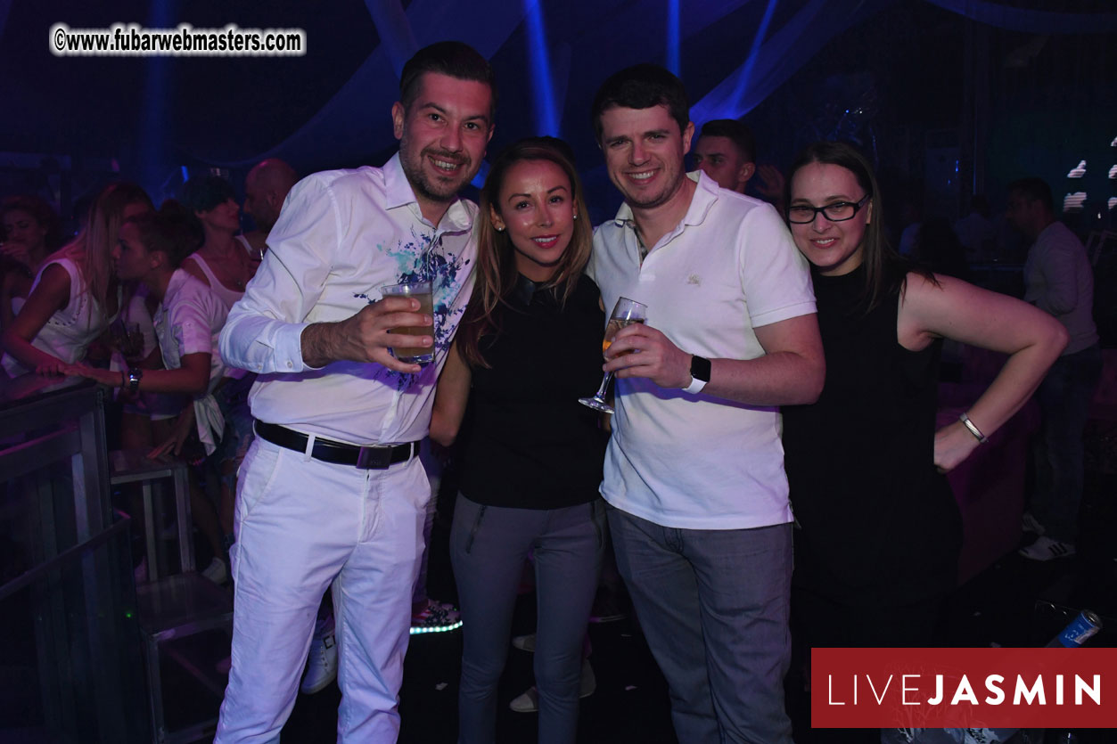 FreeWebCams White Party @ Bellagio Club