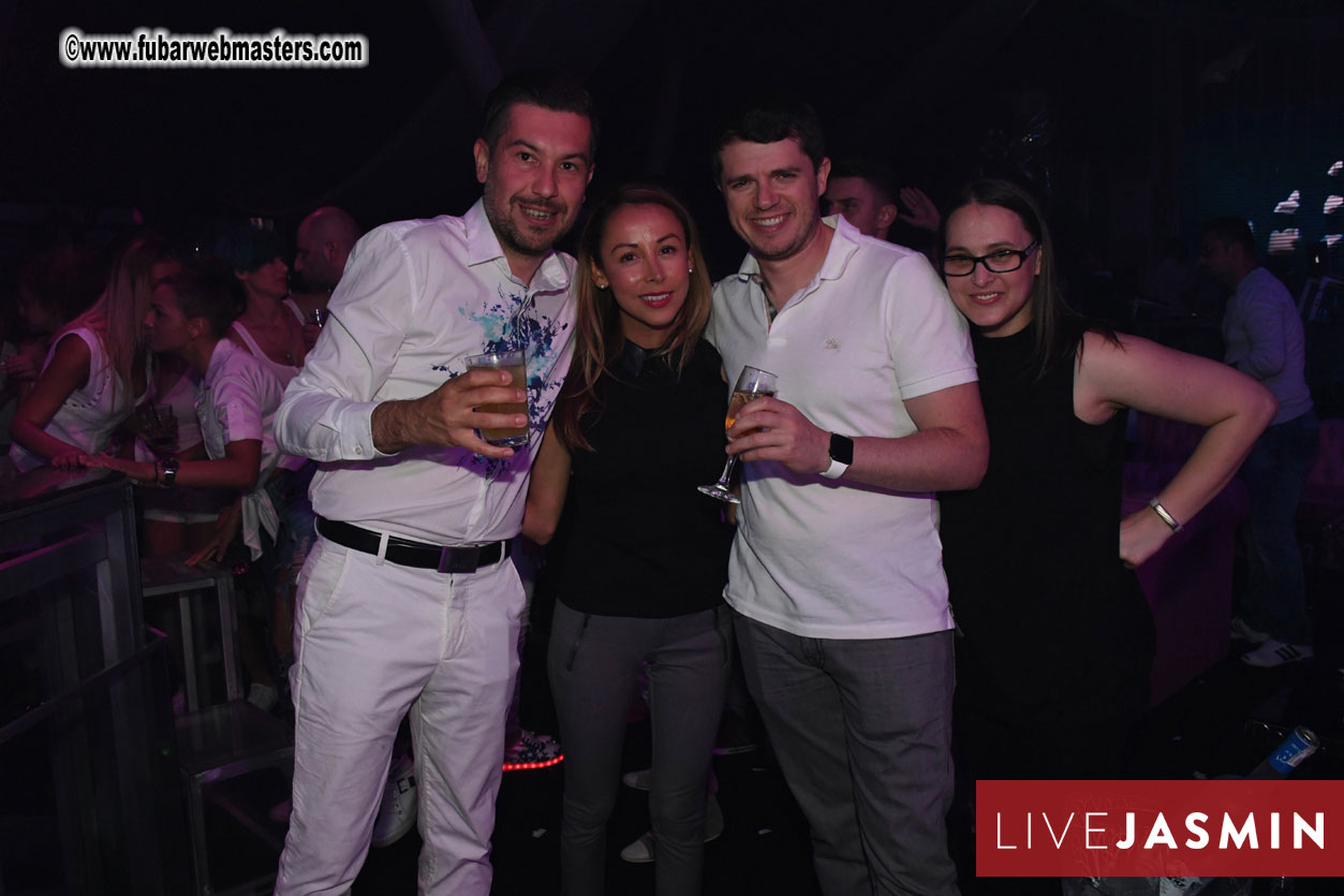 FreeWebCams White Party @ Bellagio Club