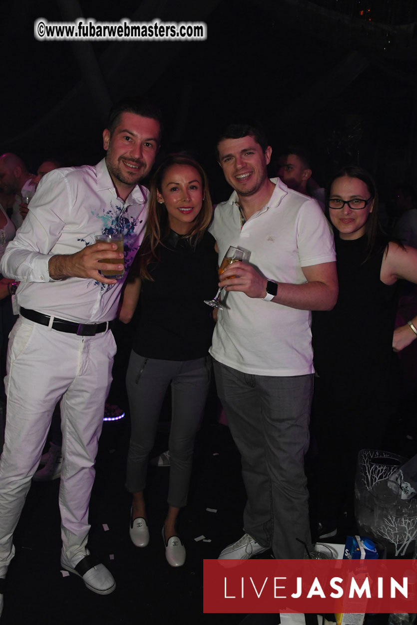 FreeWebCams White Party @ Bellagio Club