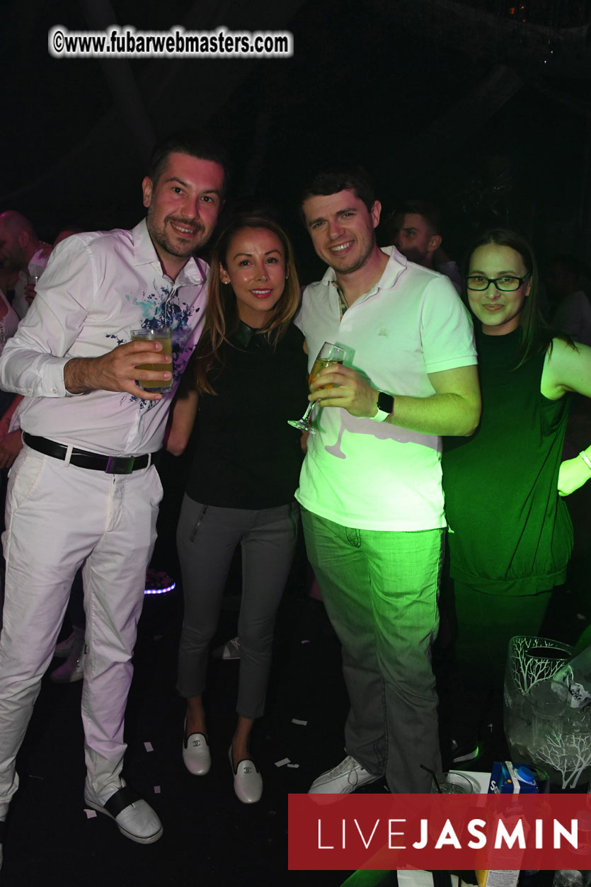 FreeWebCams White Party @ Bellagio Club