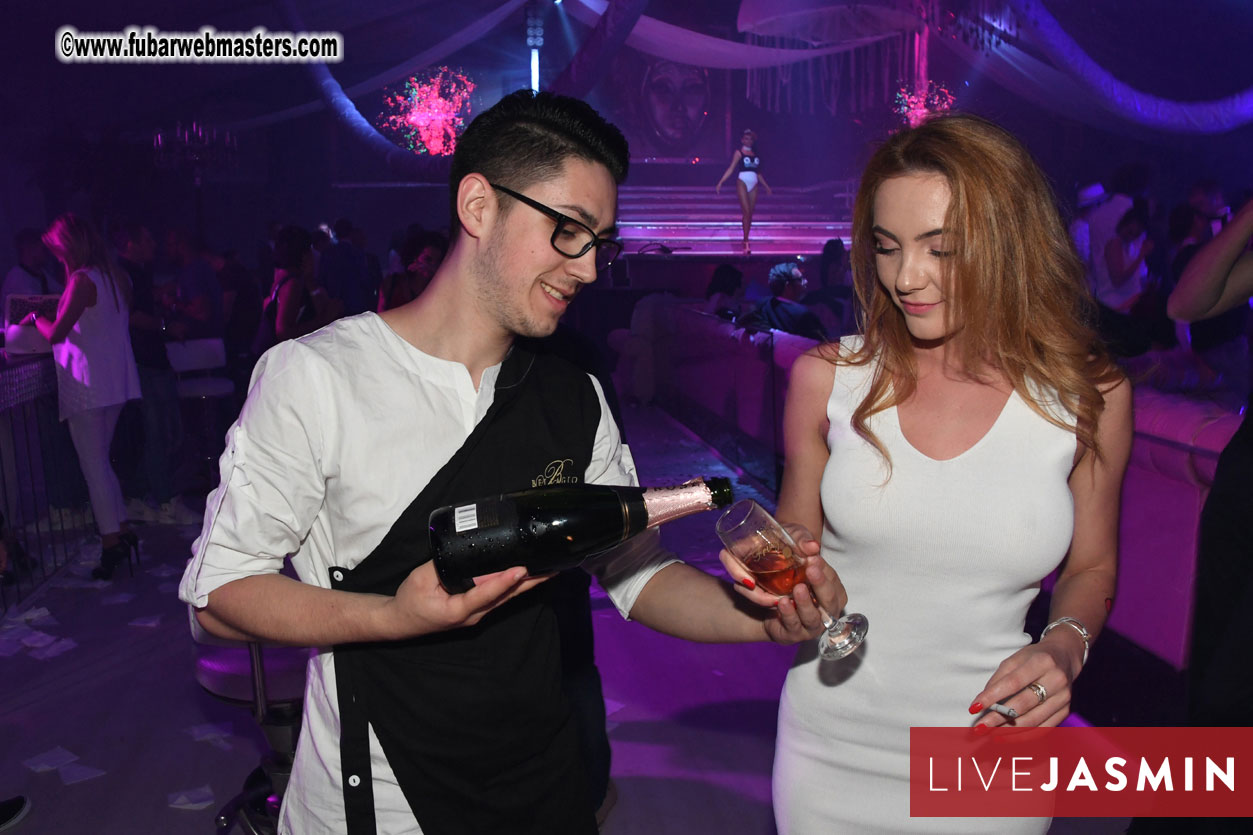 FreeWebCams White Party @ Bellagio Club