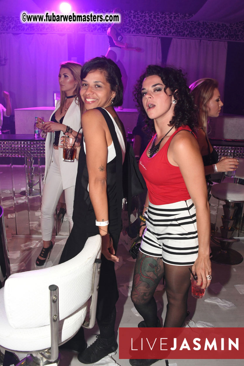 FreeWebCams White Party @ Bellagio Club