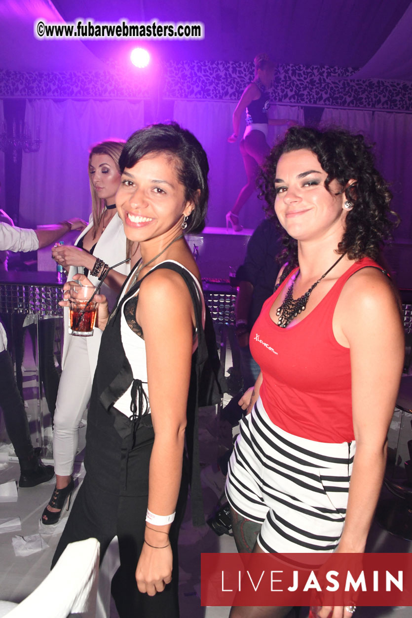 FreeWebCams White Party @ Bellagio Club