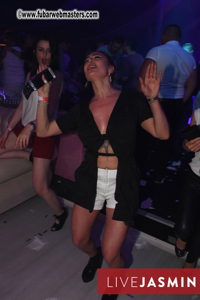 FreeWebCams White Party @ Bellagio Club