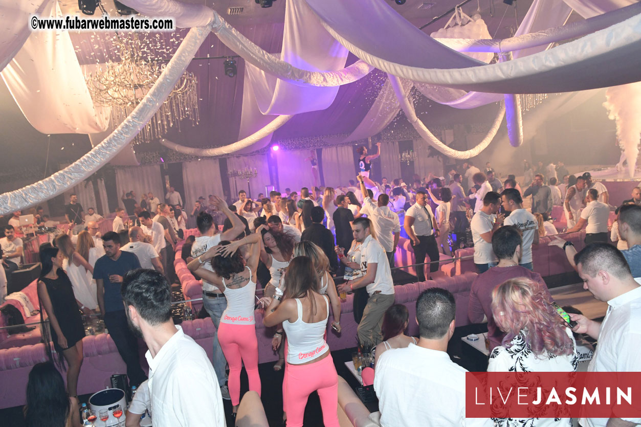 FreeWebCams White Party @ Bellagio Club