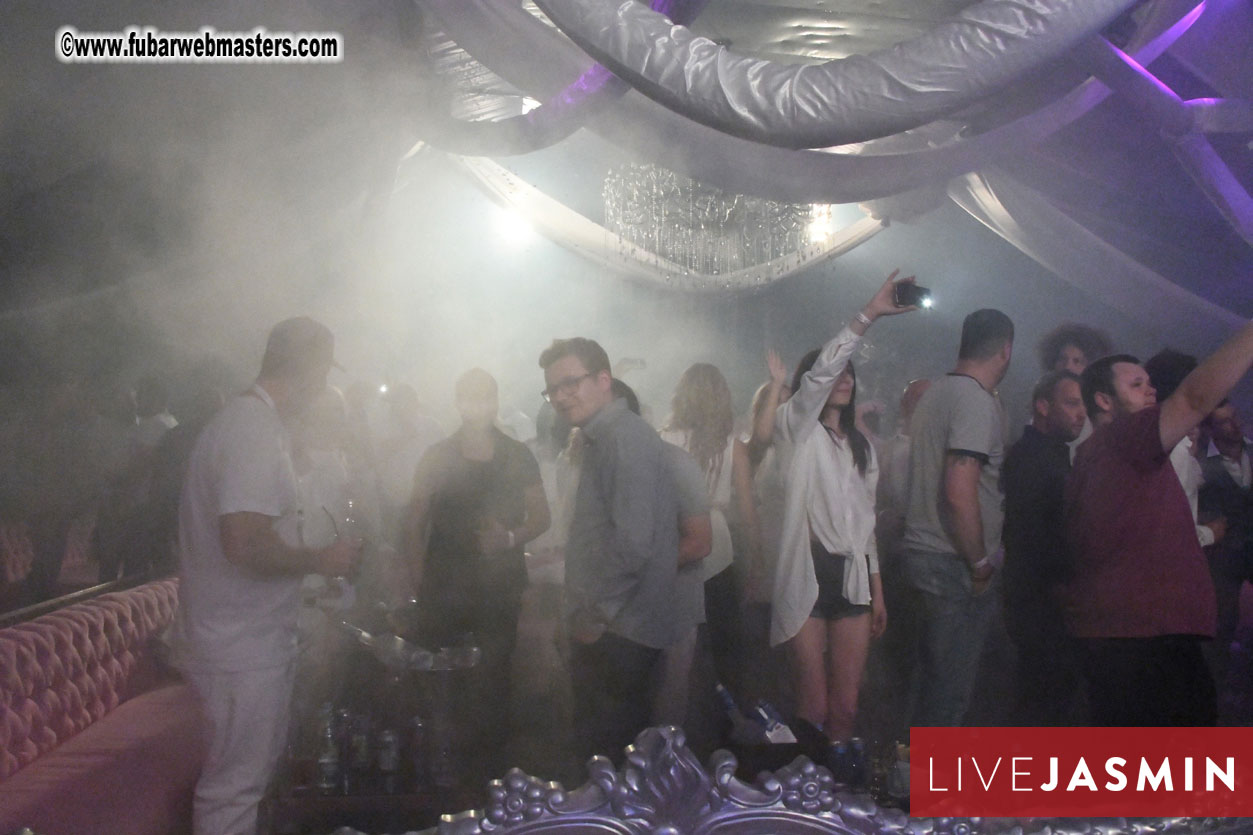 FreeWebCams White Party @ Bellagio Club