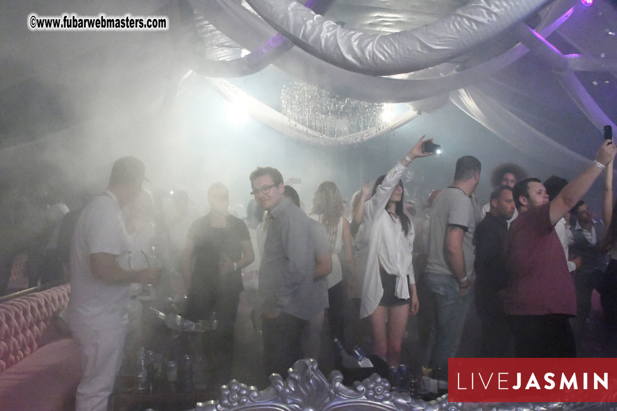 FreeWebCams White Party @ Bellagio Club