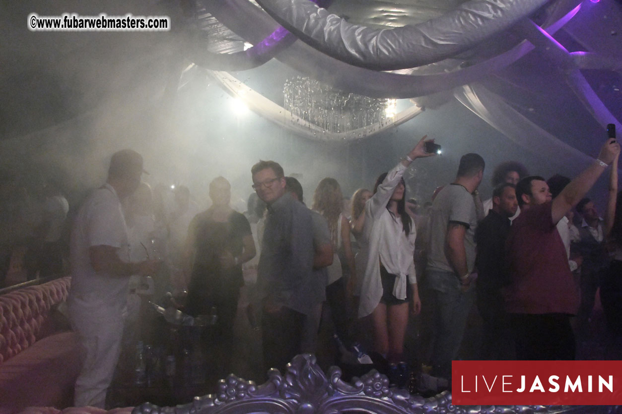 FreeWebCams White Party @ Bellagio Club