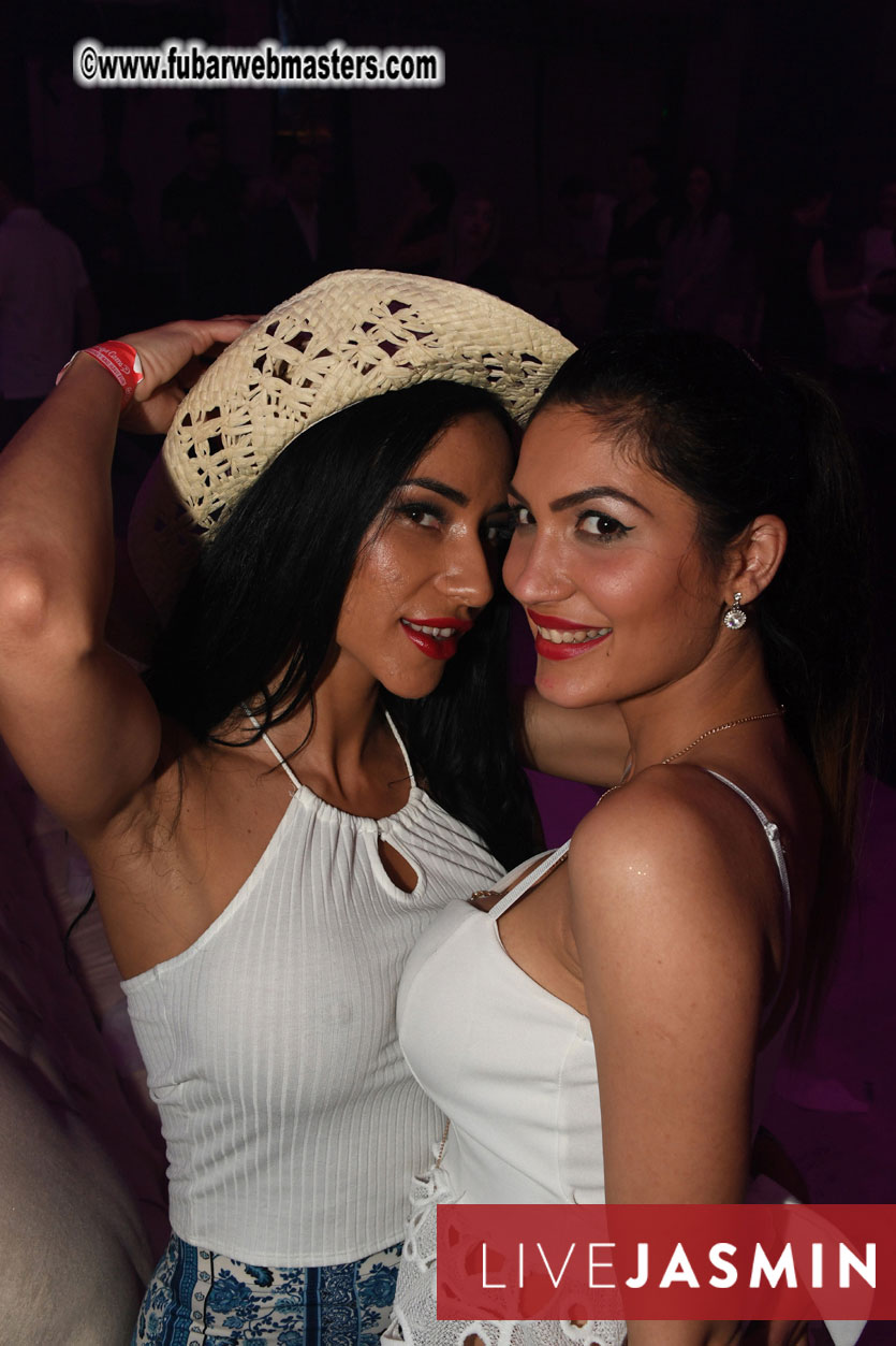 FreeWebCams White Party @ Bellagio Club