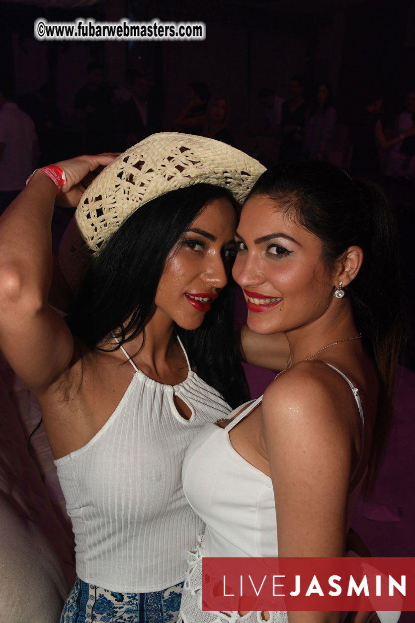 FreeWebCams White Party @ Bellagio Club