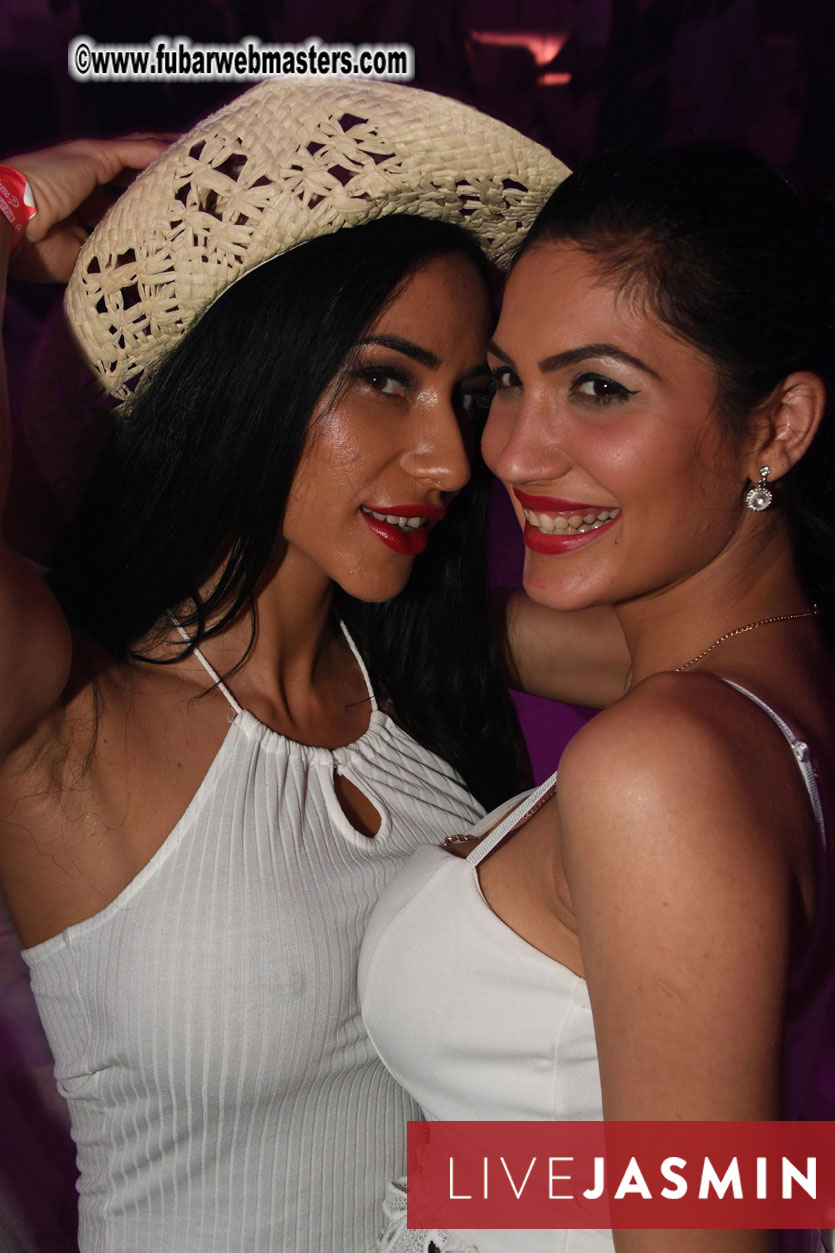 FreeWebCams White Party @ Bellagio Club