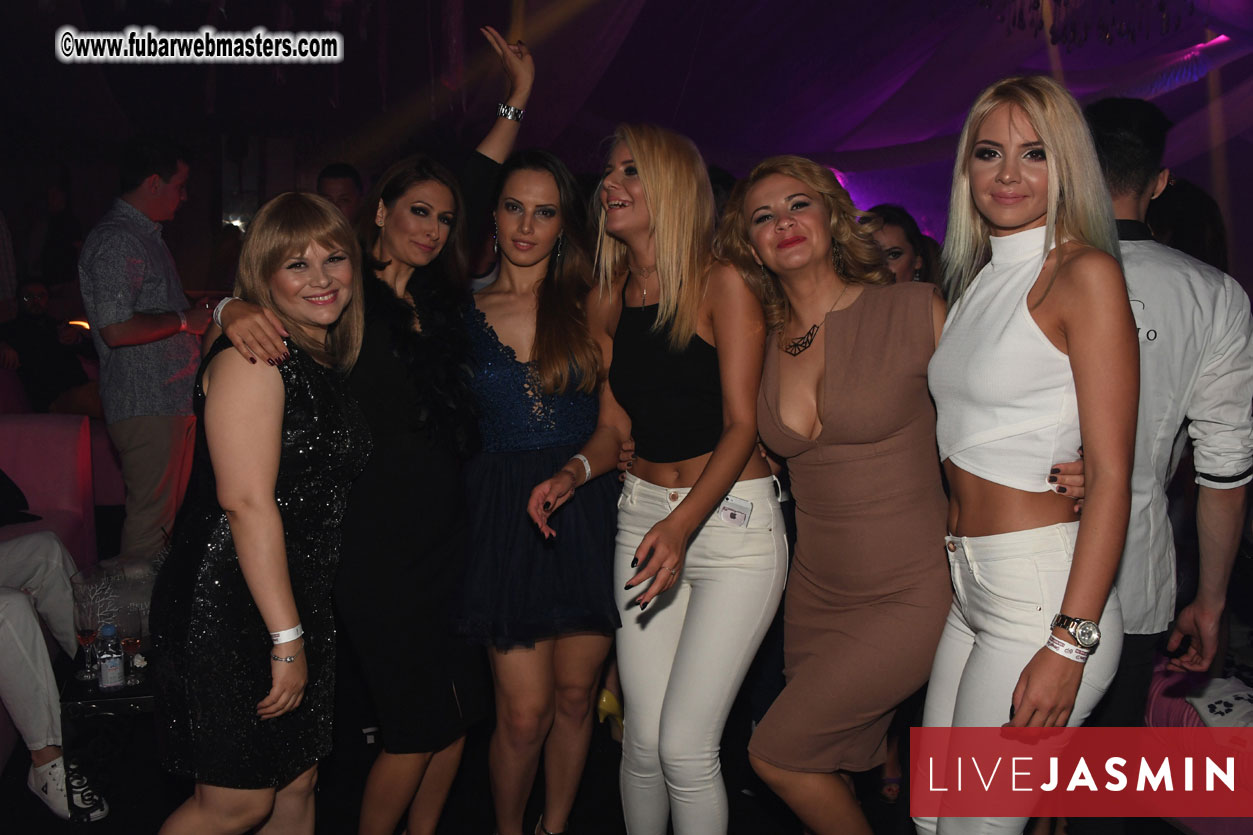 FreeWebCams White Party @ Bellagio Club