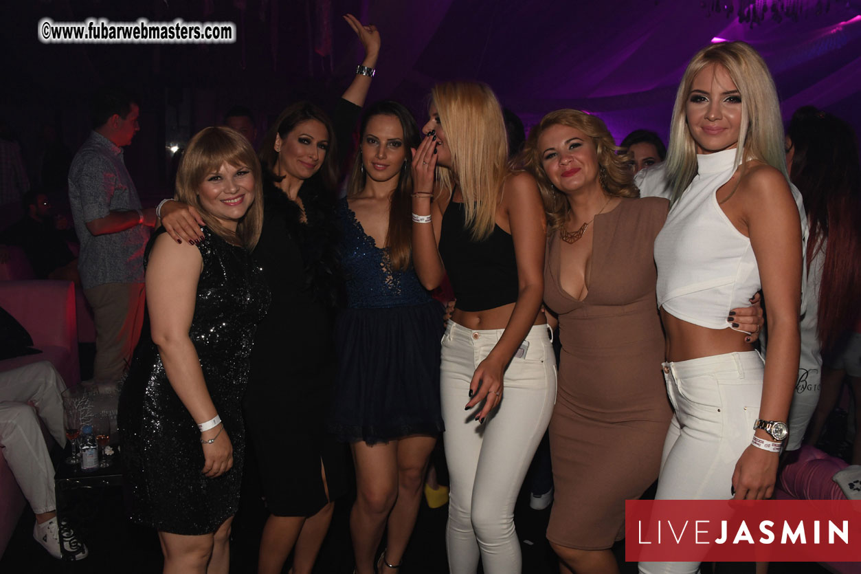 FreeWebCams White Party @ Bellagio Club