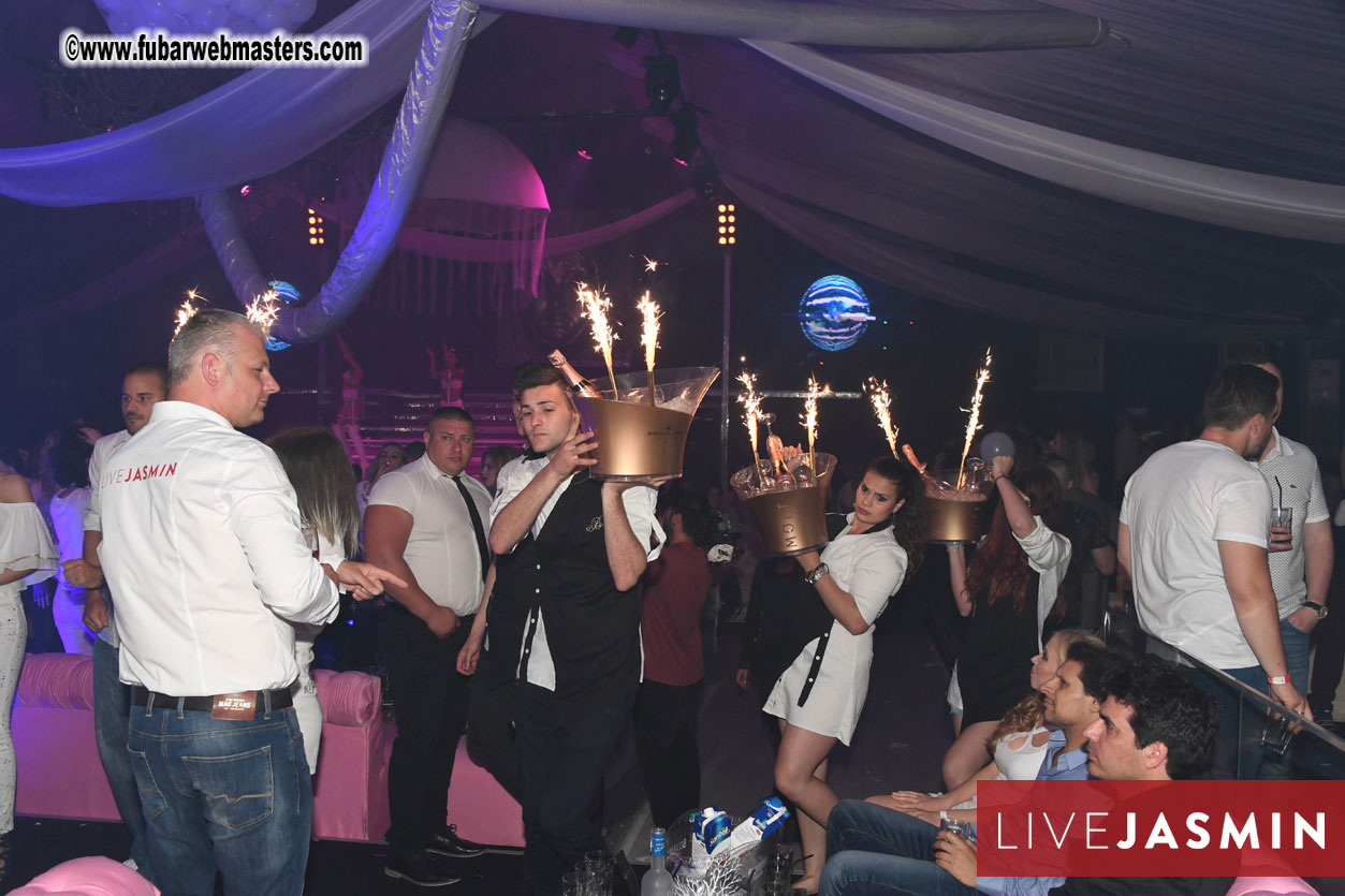 FreeWebCams White Party @ Bellagio Club