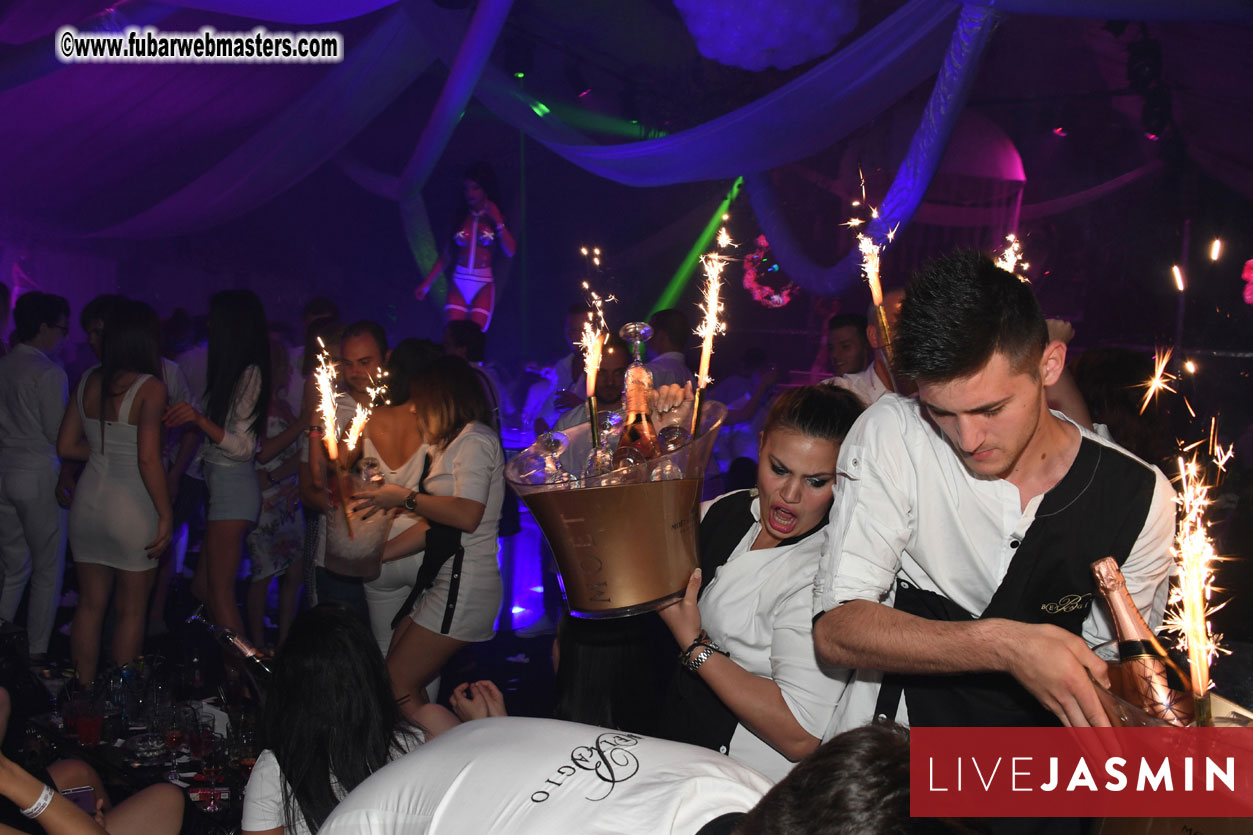 FreeWebCams White Party @ Bellagio Club