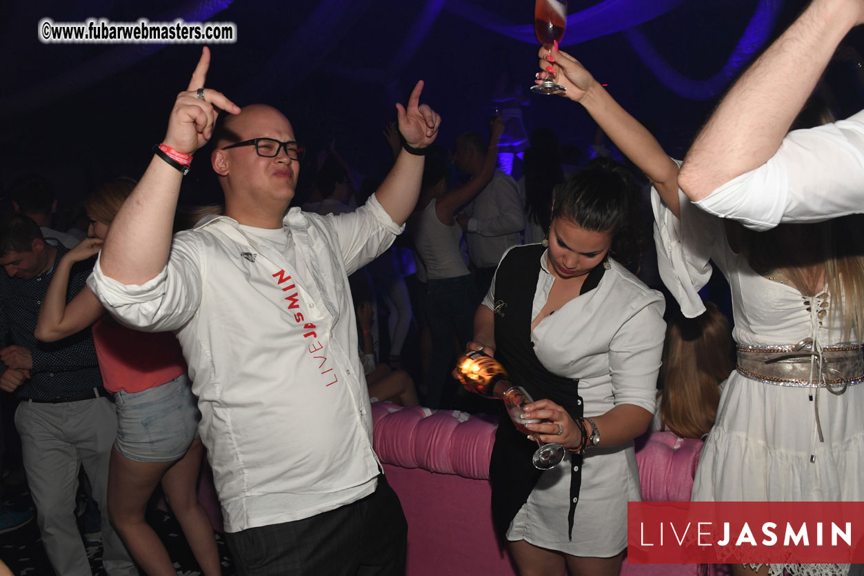 FreeWebCams White Party @ Bellagio Club