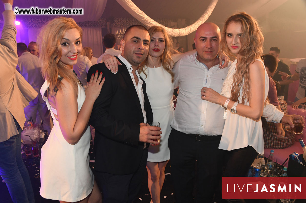 FreeWebCams White Party @ Bellagio Club