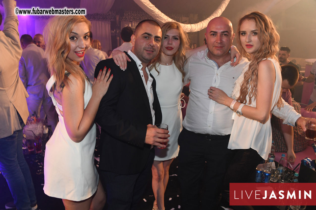 FreeWebCams White Party @ Bellagio Club