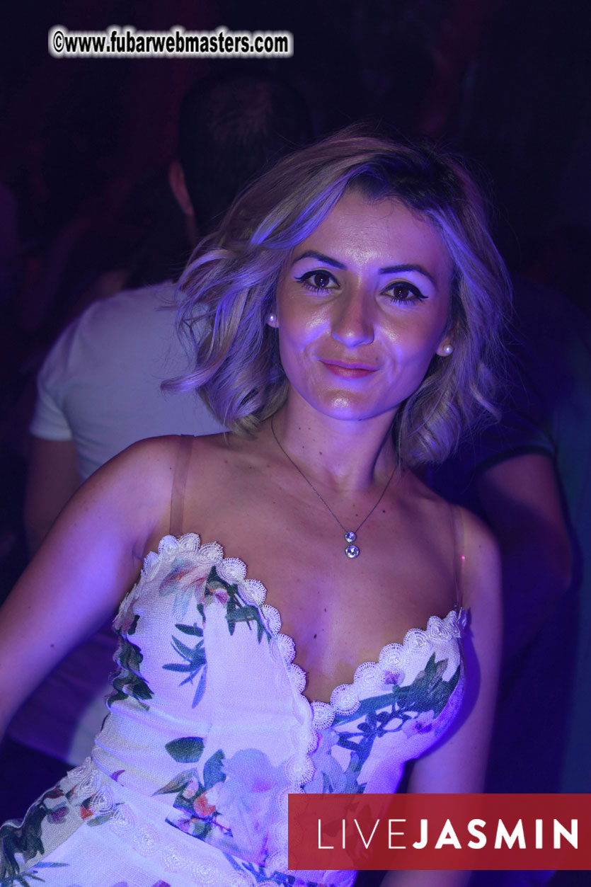 FreeWebCams White Party @ Bellagio Club