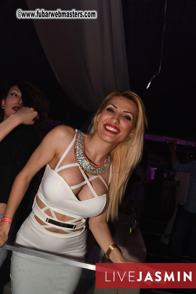 FreeWebCams White Party @ Bellagio Club