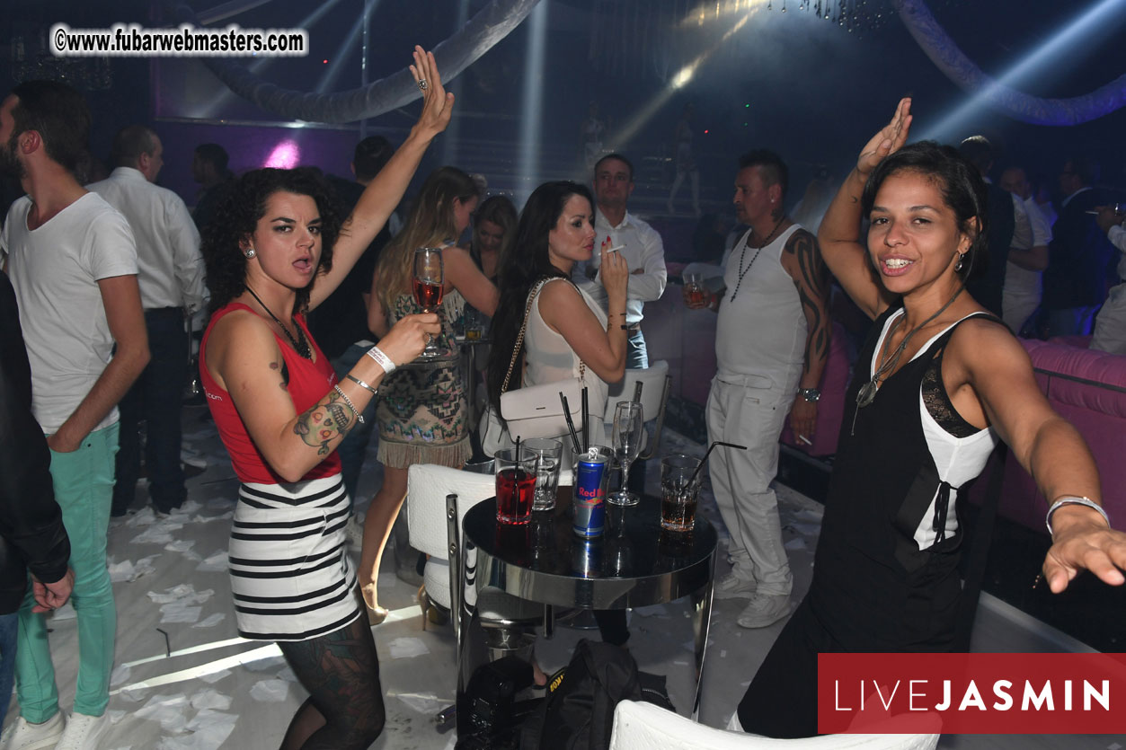 FreeWebCams White Party @ Bellagio Club