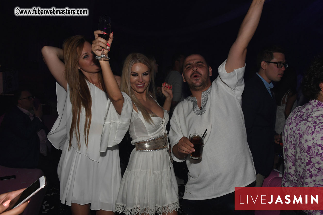 FreeWebCams White Party @ Bellagio Club